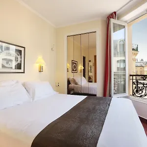 Hotell Du College De France