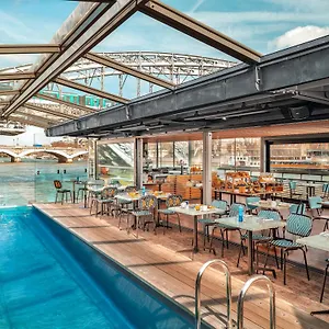 Hotell Off Seine